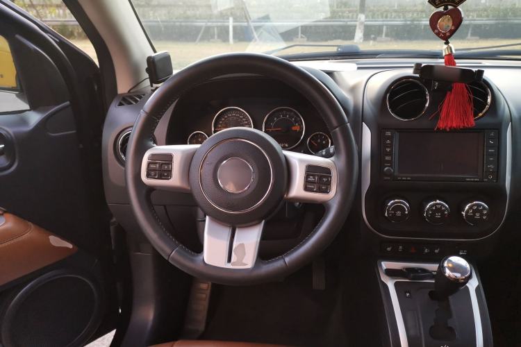 Used Jeep Compass (Import) 2014 2.4L four-wheel drive luxury navigation version