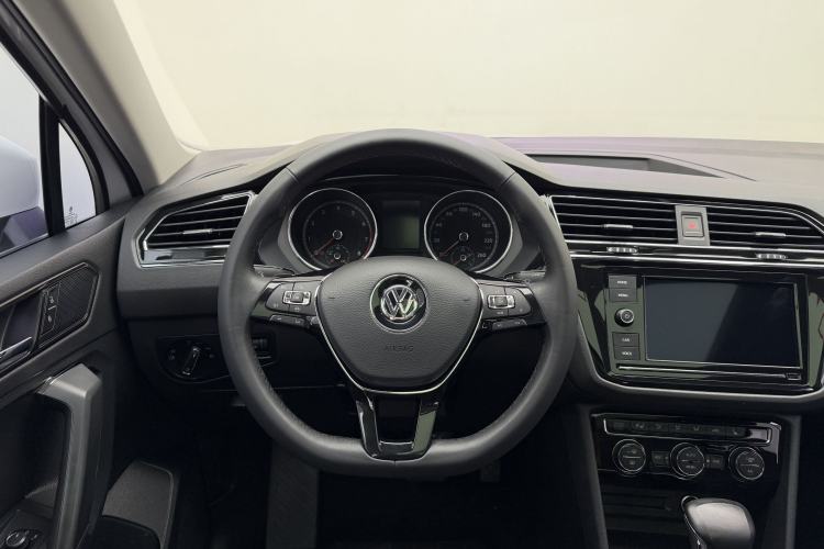 Used Volkswagen Tiguan L 2018 Facelift 330TSI Automatic Two-Wheel Drive Luxury Edition
