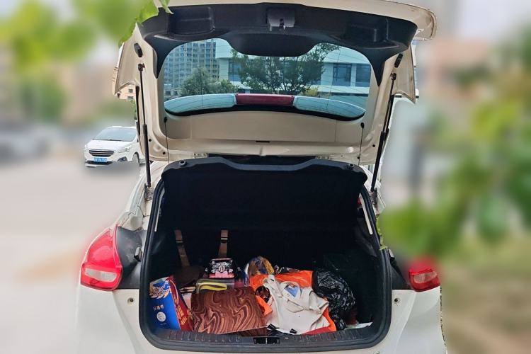 Used Ford Focus 2018 Hatchback Classic 1.6L Automatic Comfort Plus SmartDrive Edition Trunk