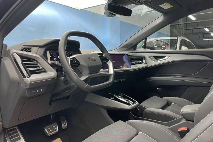 Used Audi Q5 e-tron 2022 40 e-tron Starlight Edition Mech Kit
