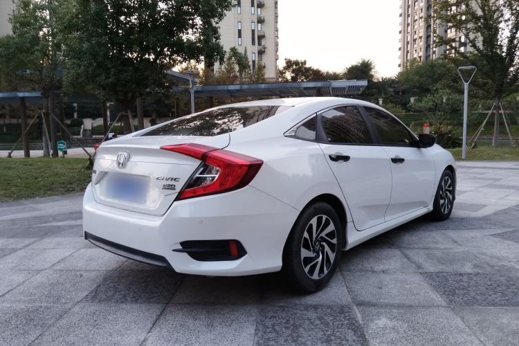 Used Honda Civic 2016 220TURBO CVT Luxury Edition
