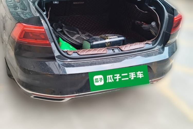 Used Volkswagen Magotan 2020 330TSI DSG Luxury Edition Trunk