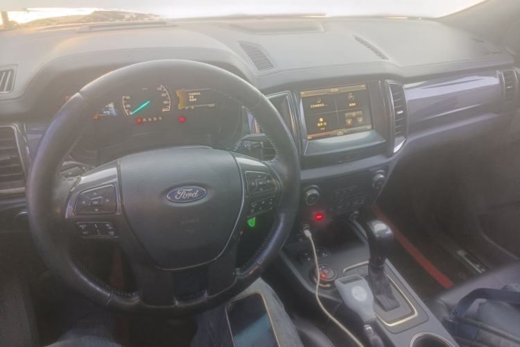 Used Ford Everest 2016 2.0T Gasoline Automatic 4x4 Flagship Edition