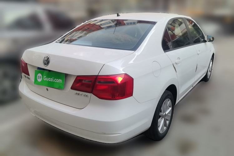 Used Volkswagen Jetta 2013 1.4L Manual Comfort Model
