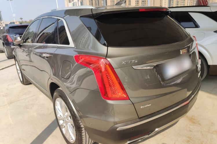 Used Cadillac XT5 2016 28T 4x4 Platinum Edition
