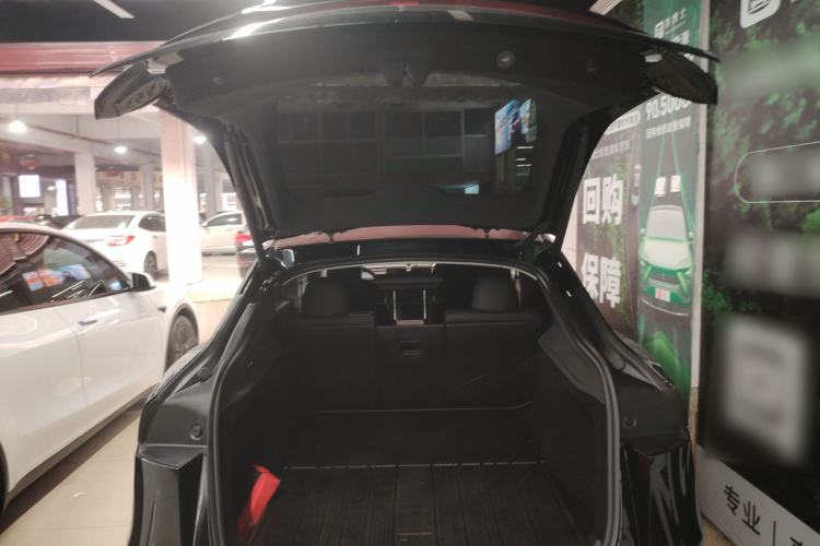 Used Tesla Model Y 2025 Rear-Wheel-Drive Version Trunk
