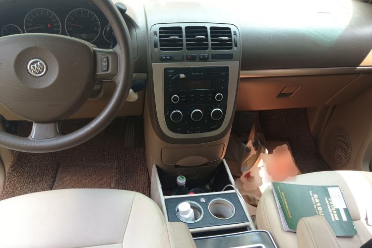 Used Buick GL8 2014 2.4L Comfort Edition
