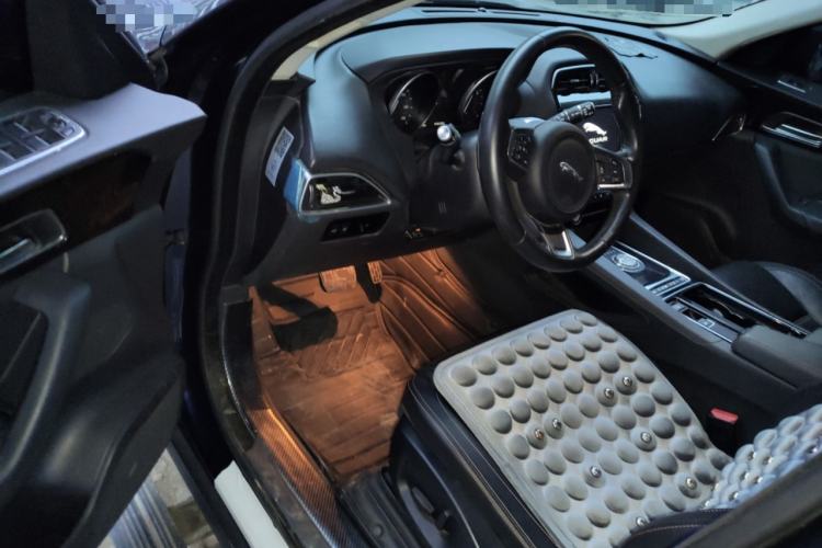 Used Jaguar F-PACE 2018 2.0T Four-Wheel Drive Urban Luxury Edition Driver Seat