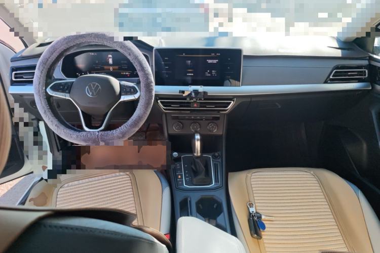 Used Volkswagen Lavida 2023 300TSI DSG Full-Comfort Edition Center Console