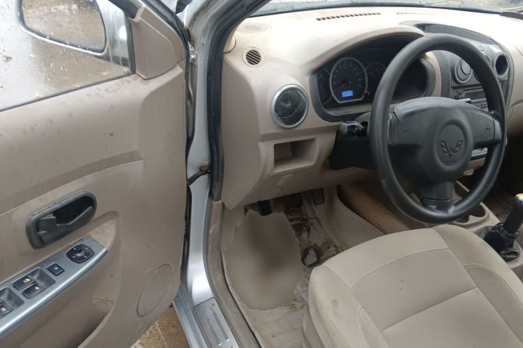 Used Wuling Hongguang 2013 1.5L Base Version Driver Seat