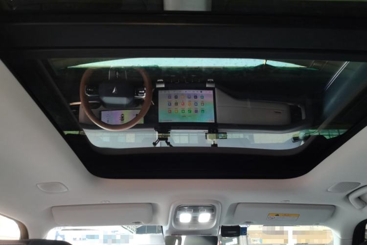 Used Deepal G318 2024 Four-Wheel-Drive Air Suspension Model
