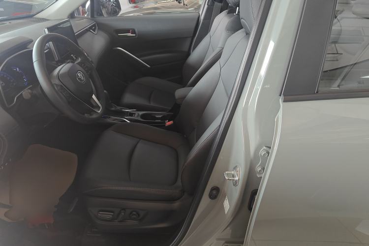 Used Toyota Corolla Cross 2022 2.0L Flagship Edition
