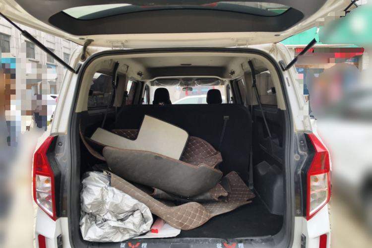 Used Wuling Zhengcheng 2021 1.5T Manual Comfort Version Trunk