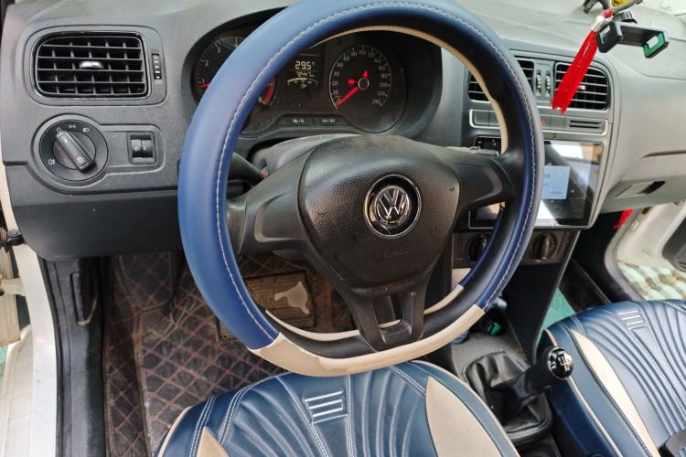 Used Volkswagen Polo 2016 1.4L Manual Fashion Model
