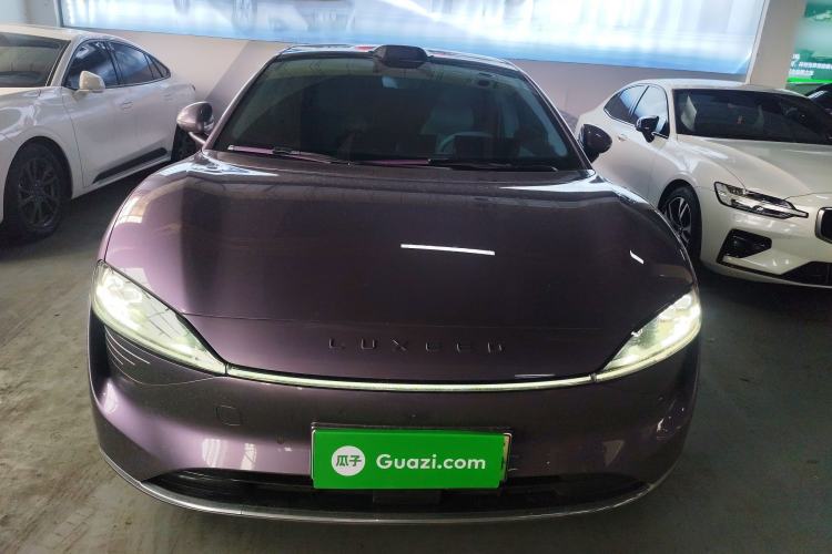 Used Hima Luxeed S7 2025 855 km Max