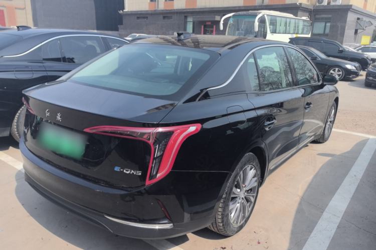 Used Hongqi E-QM5 2022 431 km Charge & Enjoy Edition
