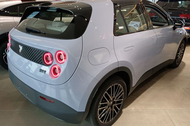 Used firefly firefly 2025 Free Edition