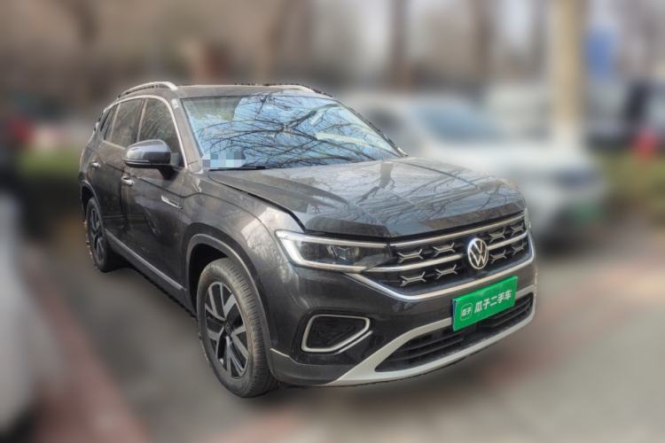 Used Volkswagen Tayron 2023 280TSI Two-Wheel-Drive Luxury Plus Advanced Version Front Right 45 Deg