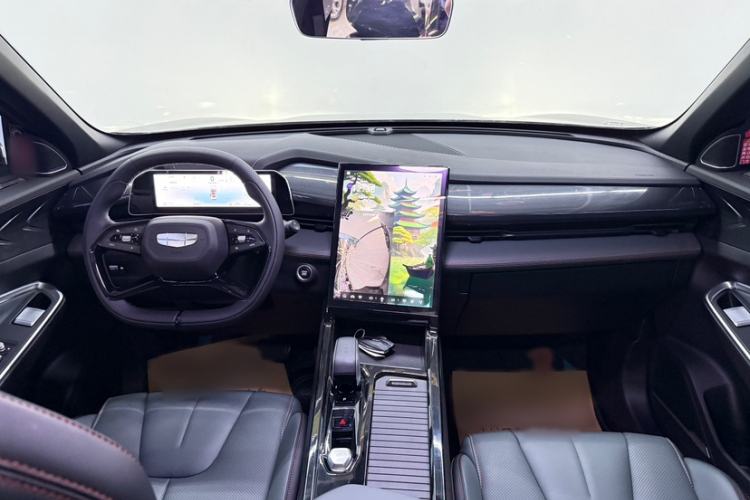 Used Geely Auto Emgrand X7 Sport 2024 1.5TD Smart Connect+ Interior 2