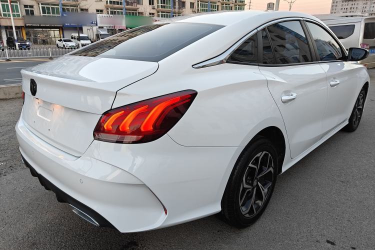 Used MG 5 2022 180 DVVT Manual Youth Luxury Edition