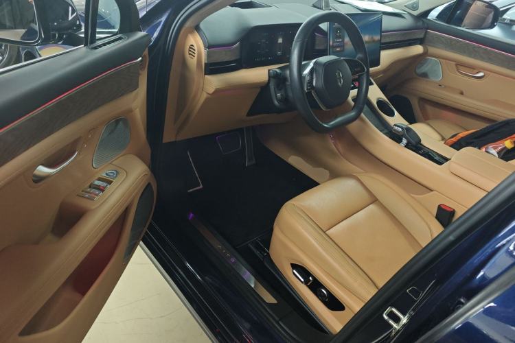 Used Hima AITO M5 2022 Extended-Range Four-Wheel Drive Performance Version Driver Seat