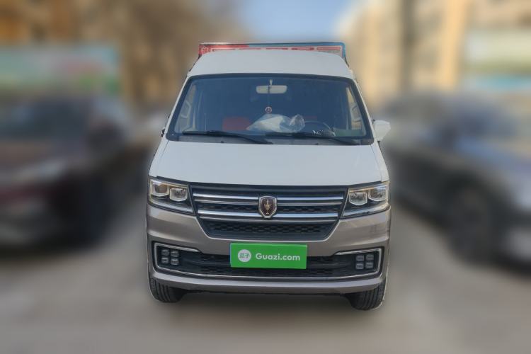 Used Jinbei New Hiace S 2018 1.5L Wealth Edition Van DLCG14