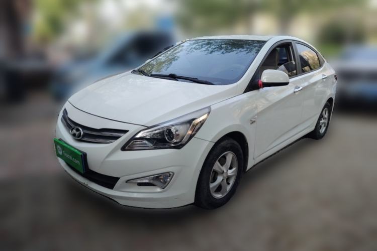 Used Hyundai Verna (older generation) 2016 1.4L Automatic Leading-Edge GLX