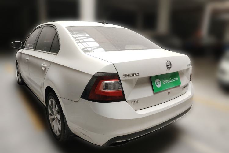 Used Skoda Rapid 2018 1.6L Manual Comfort Edition
