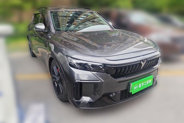 Used VOYAH FREE 2025 318 259 km All-Wheel-Drive Exploration Edition