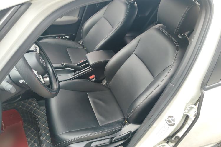 Used Honda LIFE 2021 1.5L CVT CRO-SS Fun Edition Left Front Seat