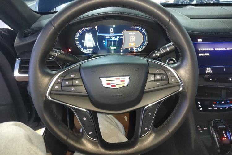 Used Cadillac CT6 2022 28T Luxury Edition Steering Wheel