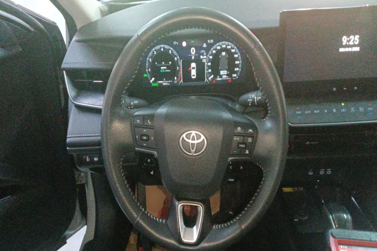 Used Toyota Camry 2024 Dual-Engine 2.5HG Prestige Edition

