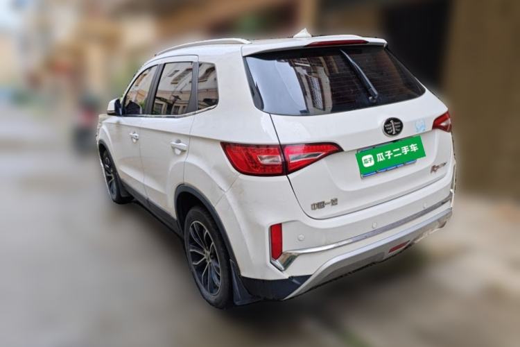 Used FAW Senya R7 2018 R7C 1.6L Manual Luxury Model
