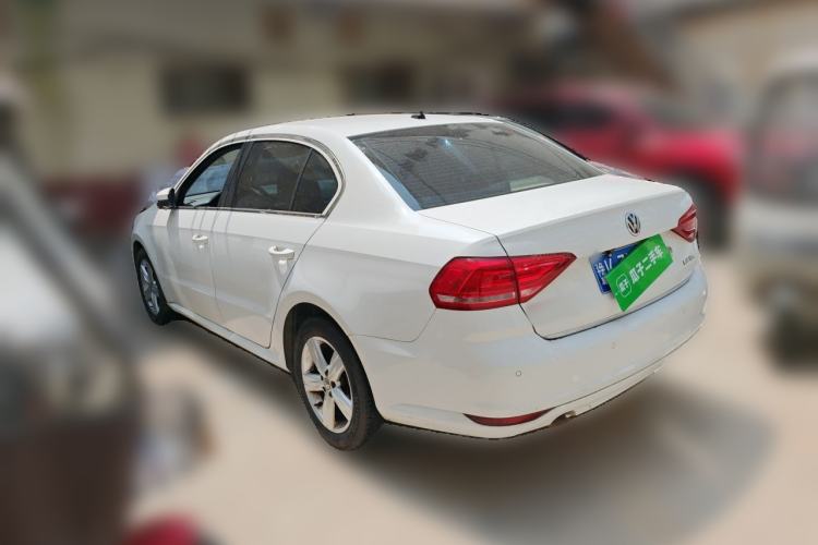 Used Volkswagen Lavida 2017 1.6L Manual Fashion Edition
