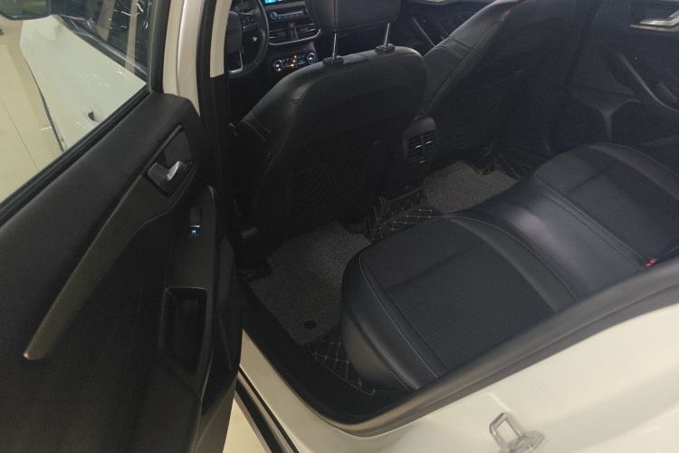 Used Ford Focus 2019 Sedan EcoBoost 180 Automatic Trend Edition