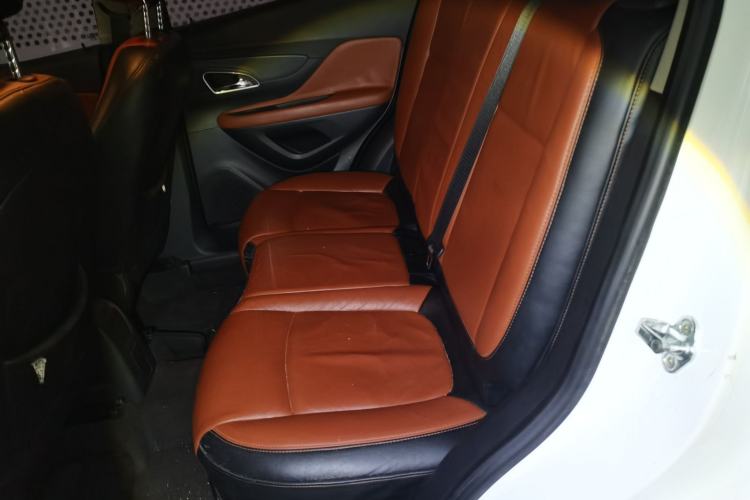 Used Buick Encore 2015 1.4T Automatic Two-Wheel Drive Urban Elite Version Left Rear Seat