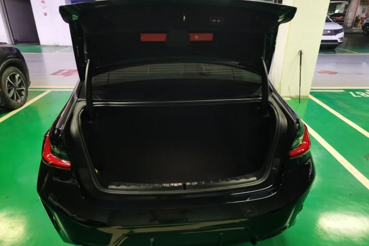 Used BMW 3 Series 2025 330Li M Sport Shadowline Package
