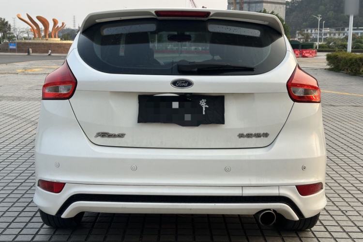 Used Ford Focus 2017 Hatchback 1.6L Manual Comfort Plus SmartDrive Edition