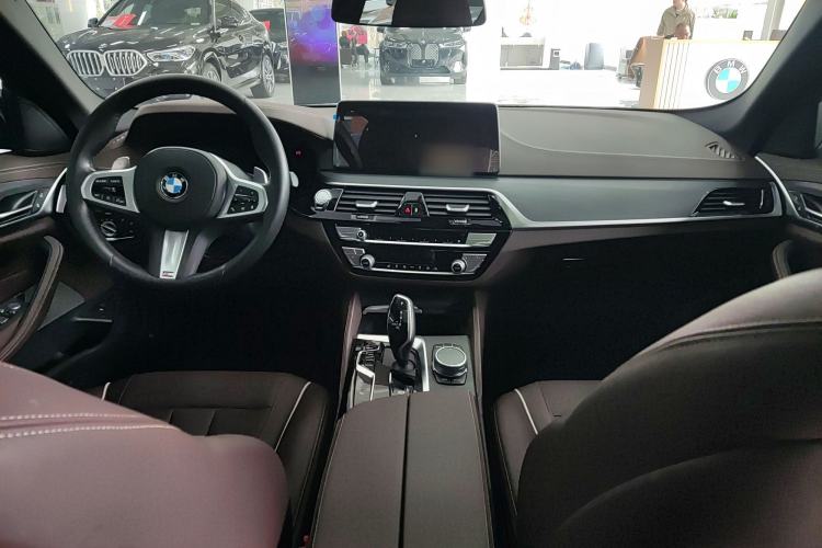 Used BMW 5 Series 2022 Restyled 530Li Leading Edition M Sport Package