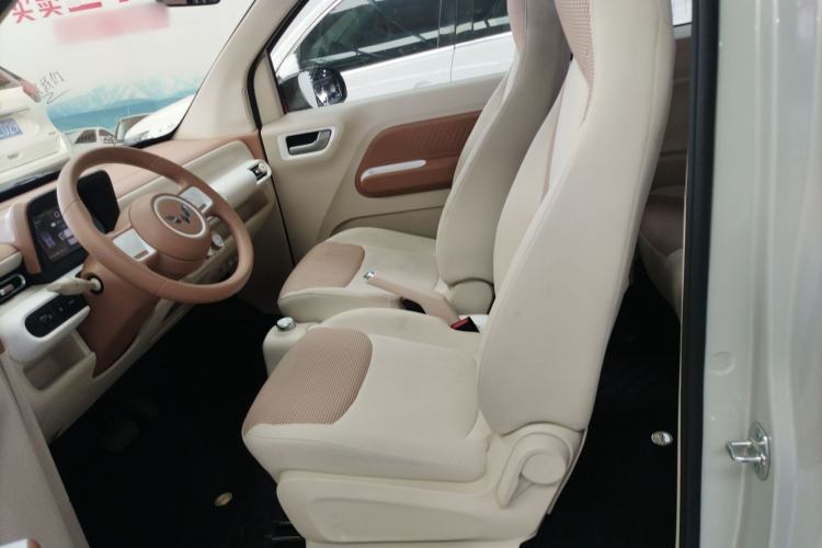 Used Wuling Hongguang MINIEV 2024 3rd Generation 215km Youth Edition Left Front Seat