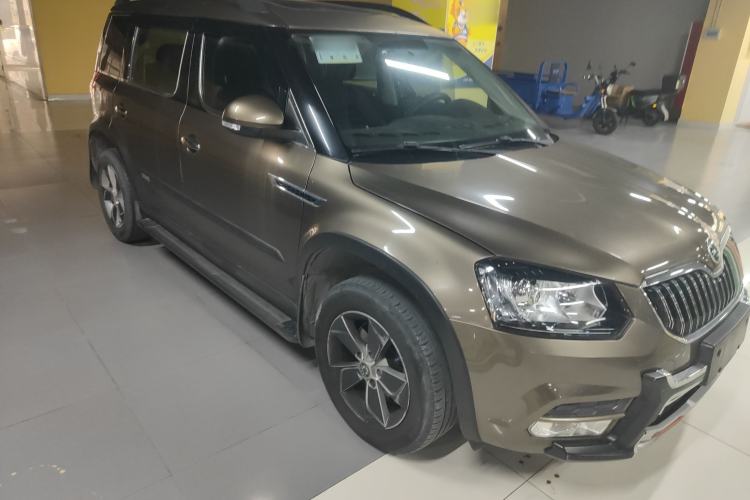 Used Skoda Yeti 2016 1.4TSI DSG Advanced Edition Front Right 45 Deg
