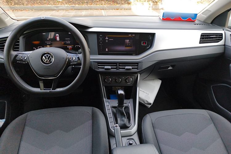 Used Volkswagen Polo 2023 Revised Plus 1.5L Automatic – Enjoy Life Edition Center Console