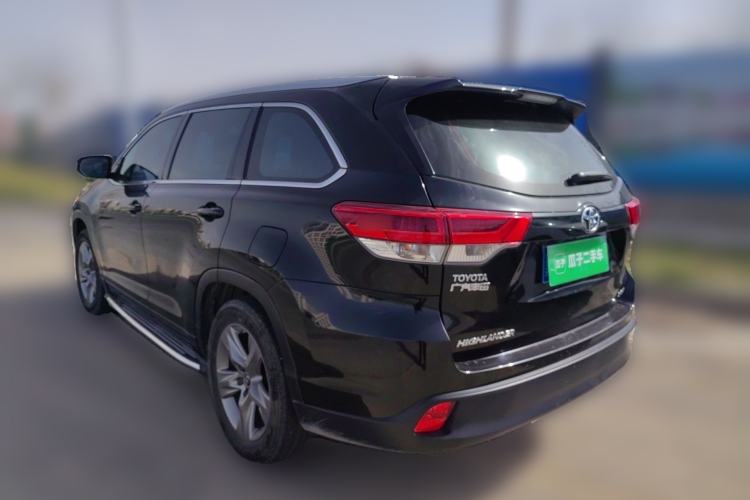 Used Toyota Highlander 2018 2.0T Two-Wheel-Drive Luxury Edition 7 Seats Emission Standard China V
