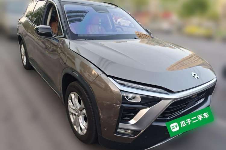 Used Nio ES8 2018 355 km Base Version 7-Seater Edition Front Right 45 Deg