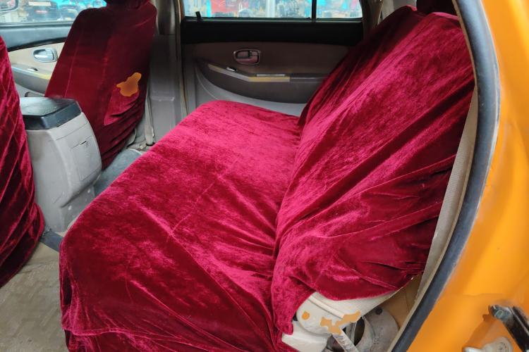 Used Huanghai Challenger SUV 2010 2.0L Two-Wheel Drive DD6490P Left Rear Seat