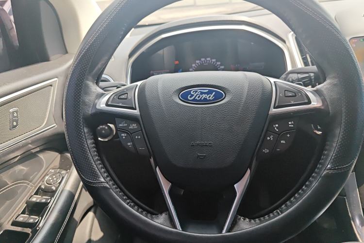 Used Ford Edge 2015 2.0T GTDi 4x4 High-Grade Model