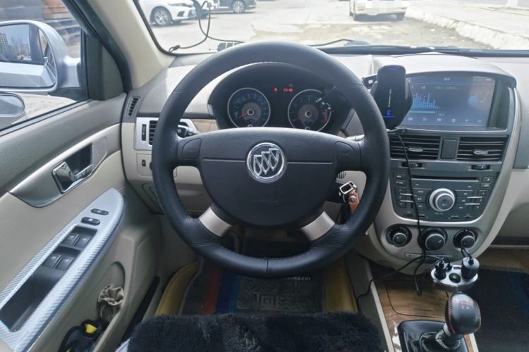 Used Buick Excelle 2015 1.5L Manual Classic Trim Steering Wheel