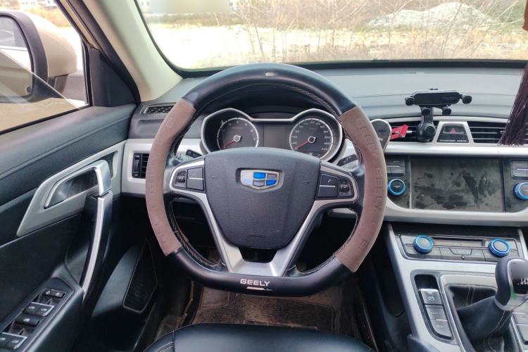 Used Geely Auto Emgrand X7 Sport 2016 2.0L Manual ZhiShang Version
