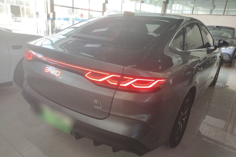 Used BYD Qin L 2025 DM-i Smart Drive 120KM Superior Model
