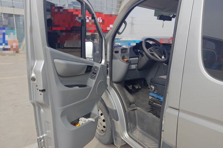 Used Foton Toano 2022 2.0T Manual Jixiang Multi-Function Long-Wheelbase Mid-Roof Single-Tire Rear 7/9-Seater 4F20TC3
